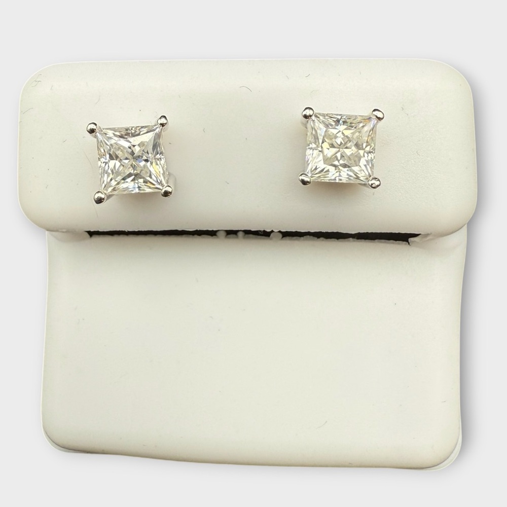 .925 Silver Princess Cut Moissanite Stud Earrings